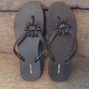 Old Navy black sandals 7